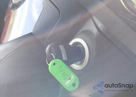 2022 Ram 1500 Classic Tradesman 4X2 8' Box from USA, damaged, VIN 3C6JR6DG9NG284355